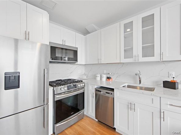 163 Beach 96th Street 3A, Far Rockaway NY 11693