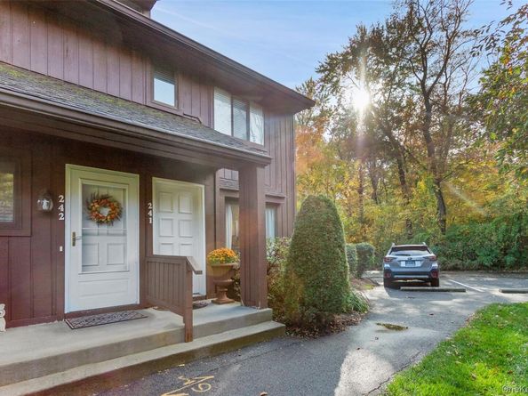 241 Old Farm Lane, Mohegan Lake NY 10547