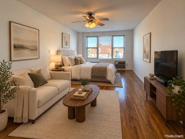 1 E Broadway 4R, Long Beach NY 11561