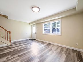 102 Hill Spur, Calverton NY 11933