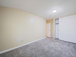 102 Hill Spur, Calverton NY 11933