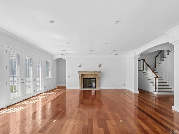 41 Edgewood Avenue, Bridgehampton NY 11932