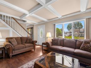 11 Balsam Lane, Levittown NY 11756