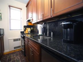118-11 84th Avenue 503, Kew Gardens NY 11415