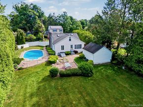 13 Dellworth Drive, Yorktown Heights NY 10598