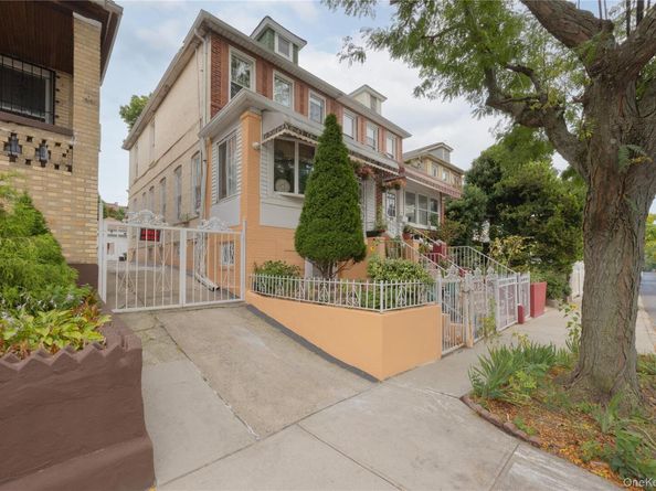 3214 Fenton Avenue, Bronx NY 10469