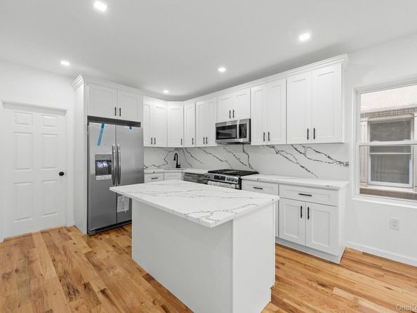 131-19 86th Road, Richmond Hill NY 11418