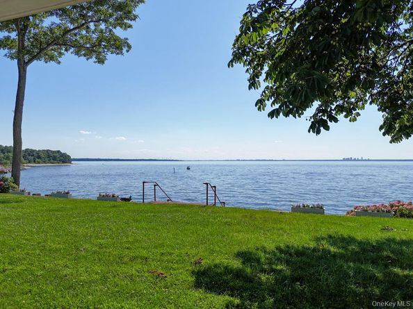32 Westland Drive, Glen Cove NY 11542