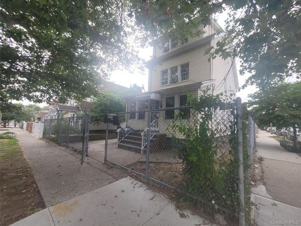 12019 Linden Boulevard, South Ozone Park NY 11420