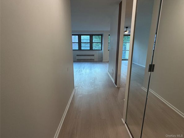 290 W 232nd Street 4F, Bronx NY 10463