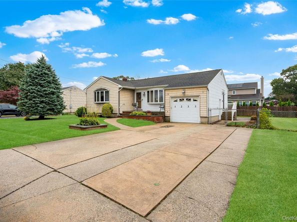 1235 11th Street, West Babylon NY 11704