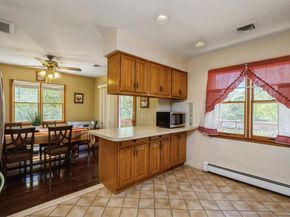 5 Highpoint Drive, Huntington NY 11743
