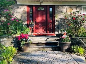 5 Highpoint Drive, Huntington NY 11743