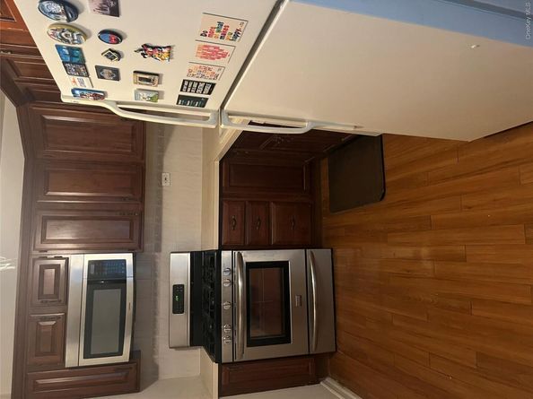 2 Bay Club Drive 11Z2, Bayside NY 11360