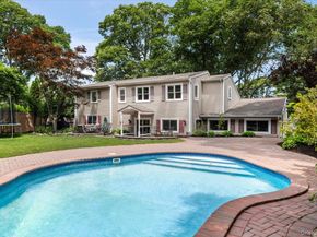 8 Walnut Place, Huntington NY 11743