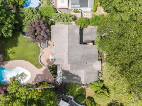 8 Walnut Place, Huntington NY 11743