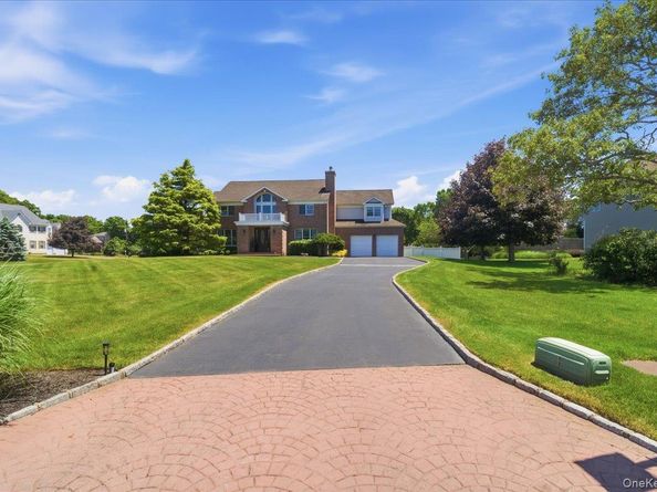 2 Mercedes Court, East Patchogue NY 11772