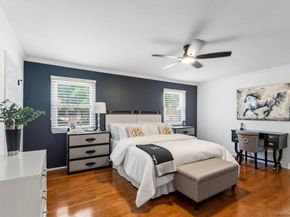 12 Cold Harbour Lane, Woodbury NY 11797