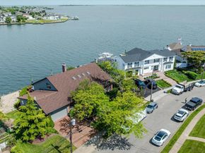 248 Harbor Lane, Massapequa Park NY 11762