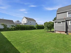 11 Moeller Street, Hicksville NY 11801