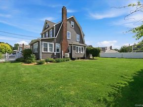 11 Moeller Street, Hicksville NY 11801