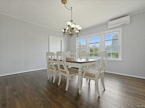 11 Moeller Street, Hicksville NY 11801