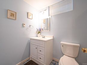 191 Natures Lane, Miller Place NY 11764