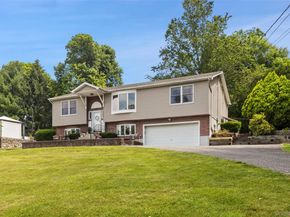 26 Pugsley Parkway, Cortlandt Manor NY 10567