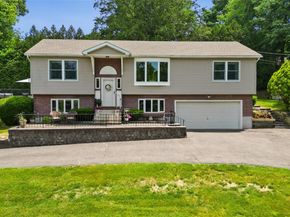 26 Pugsley Parkway, Cortlandt Manor NY 10567
