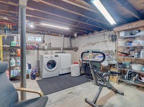 1893 Meadowbrook Road, Merrick NY 11566