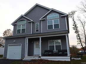 2 Winfield Davis Drive, Coram NY 11727