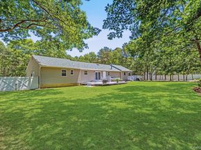 20 Charter Court, Manorville NY 11949