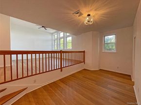 55 W Hartsdale Avenue H, Hartsdale NY 10530
