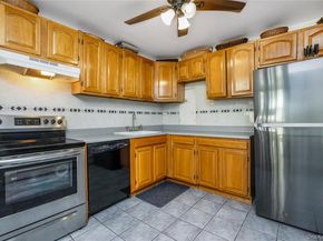 65 Club Lane, Levittown NY 11756