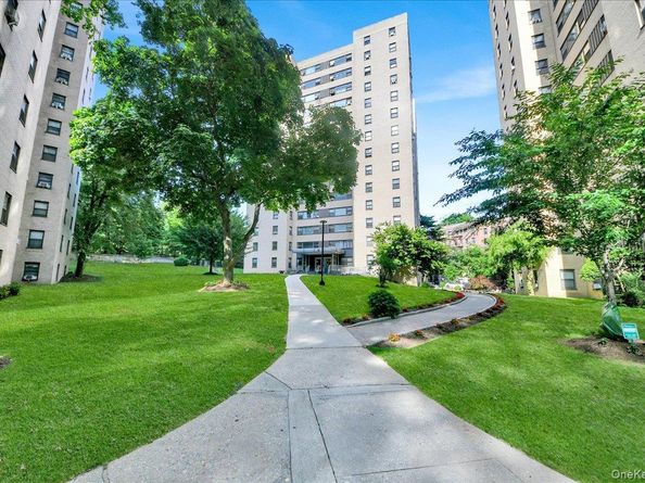 6 Fordham Hill Oval 10A, Bronx NY 10468