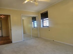 87-56 Francis Lewis Boulevard B62, Queens Village NY 11427