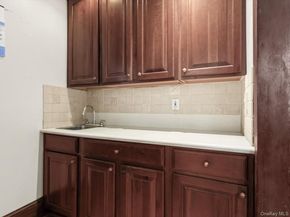 51 Crescent Road, Port Washington NY 11050