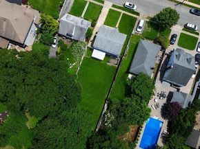 101 Spruce Avenue, Bethpage NY 11714