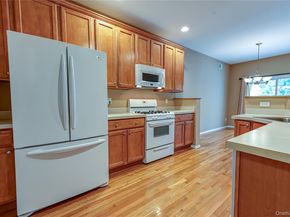 31 Cranberry Circle, Medford NY 11763