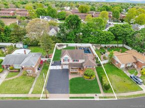 7 Elmwood Road, Deer Park NY 11729