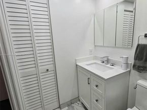 1401 SW 135th Ter 213H, Pembroke Pines FL 33027