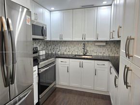 1401 SW 135th Ter 213H, Pembroke Pines FL 33027