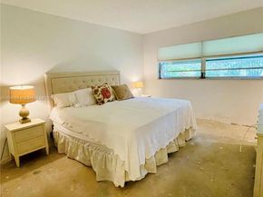 1000 Hillcrest CT. 111, Hollywood FL 33021