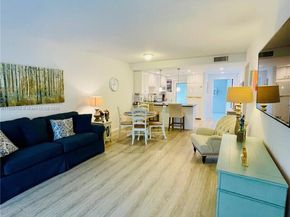 1000 Hillcrest CT. 111, Hollywood FL 33021