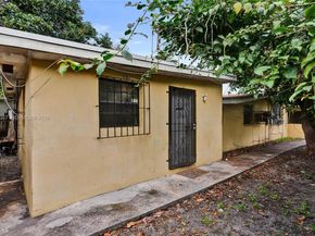 836 NW 101st St, Miami FL 33150