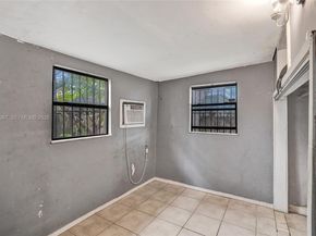 836 NW 101st St, Miami FL 33150