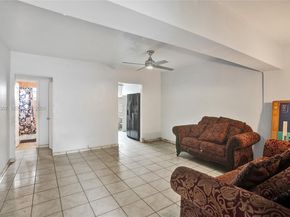 836 NW 101st St, Miami FL 33150