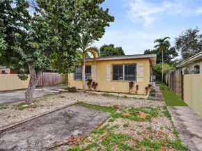 836 NW 101st St, Miami FL 33150