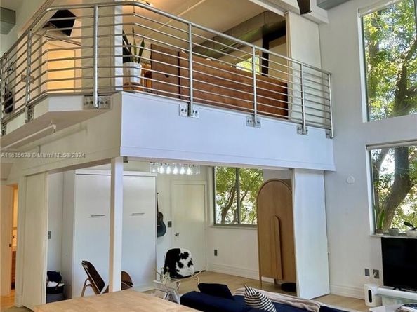 900 4th St 3, Miami Beach FL 33139