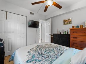 10005 S Winding Lake Rd 106, Sunrise FL 33351